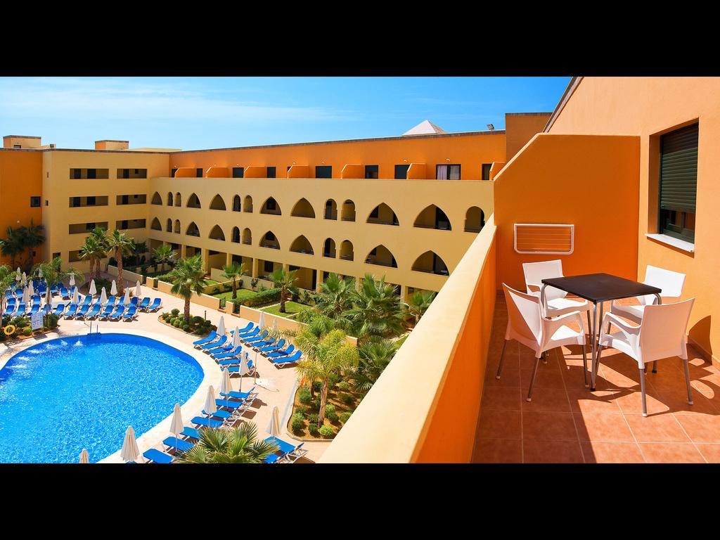 Two-Bedroom Apartment Private Pool